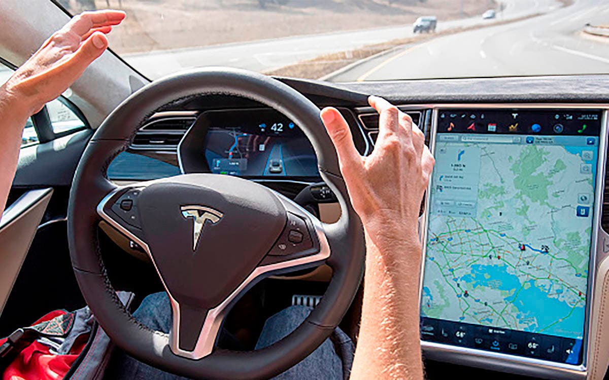 Tesla conducción automática